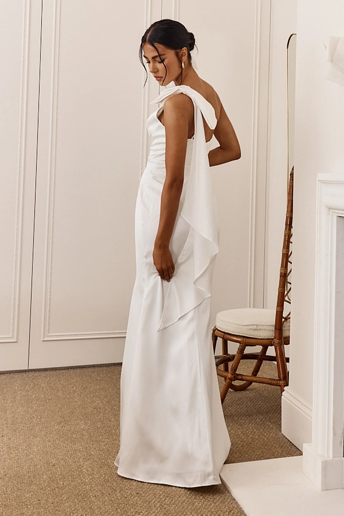 Carriann One-Shoulder Bow Maxi Dress White