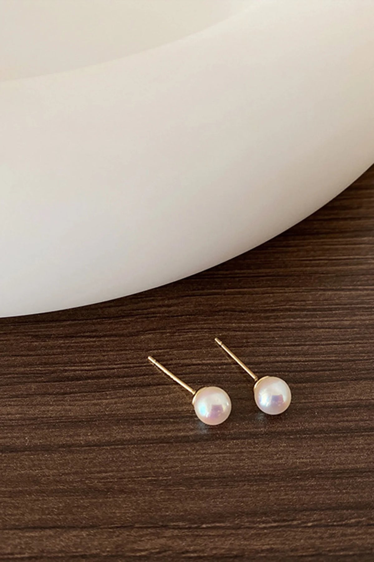 Tahyna Pearl Stud Earrings
