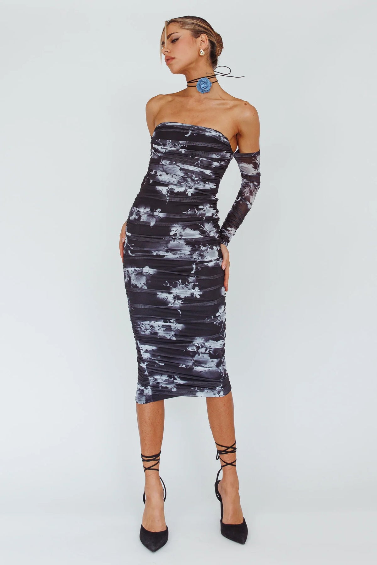 Cece Off-Shoulder Midi Dress Floral Black