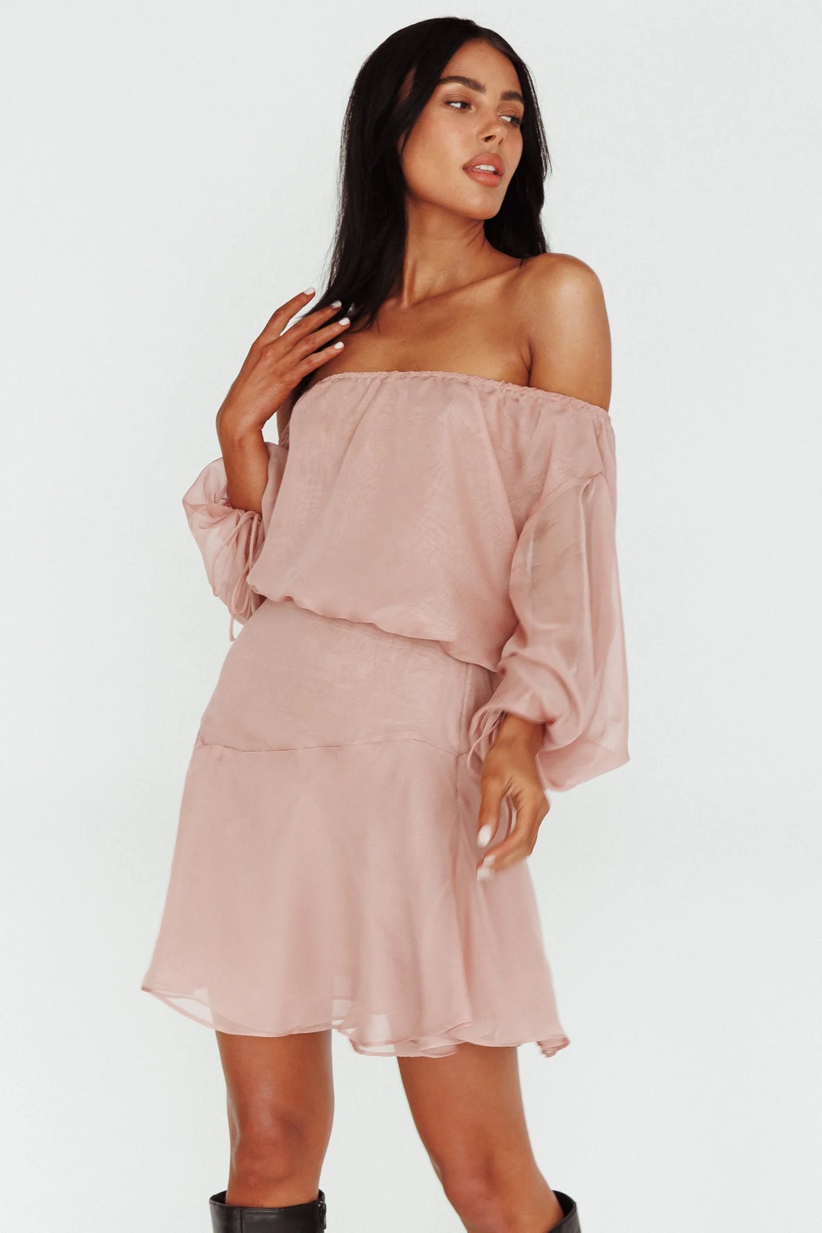 Mariona Off Shoulder Long Sleeve Mini Dress Blush