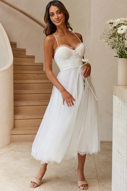 Smitten Sweetheart Neckline Chiffon Midi Dress White