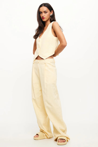 LIONESS Vest Butter